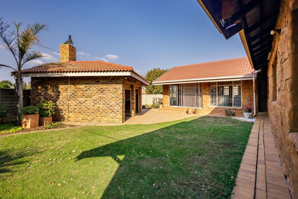 House sold in Pomona - KTP1672824 House sold in Pomona - KTP1672824