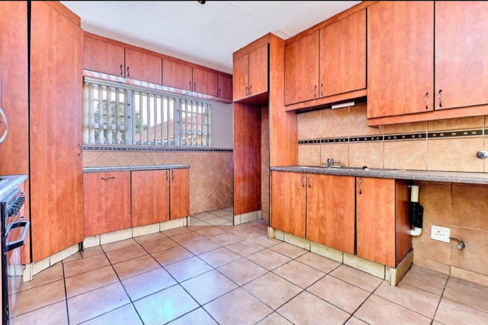 House for sale in Birch Acres - KTP1672727 House for sale in Birch Acres - KTP1672727