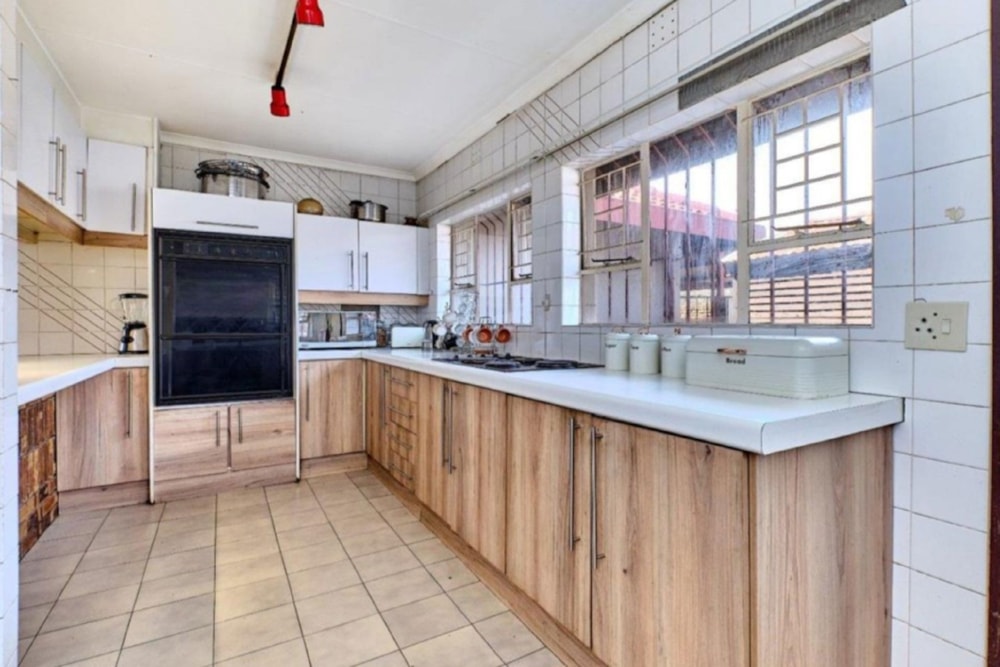 House for sale in Birch Acres - KTP1672727 House for sale in Birch Acres - KTP1672727