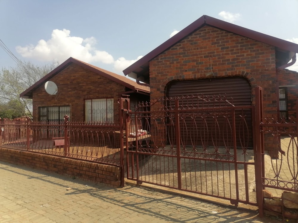 House for sale in Rocklands, Kagisanong - 1BX1675038