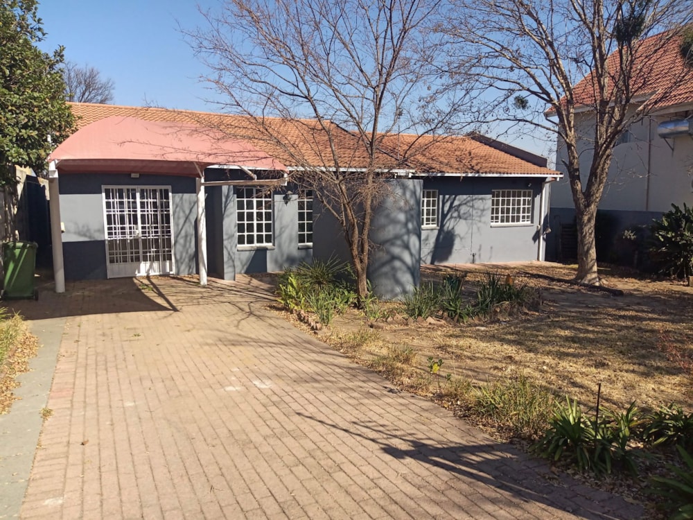 House let in Sunninghill - FYL1708975 House let in Sunninghill - FYL1708975