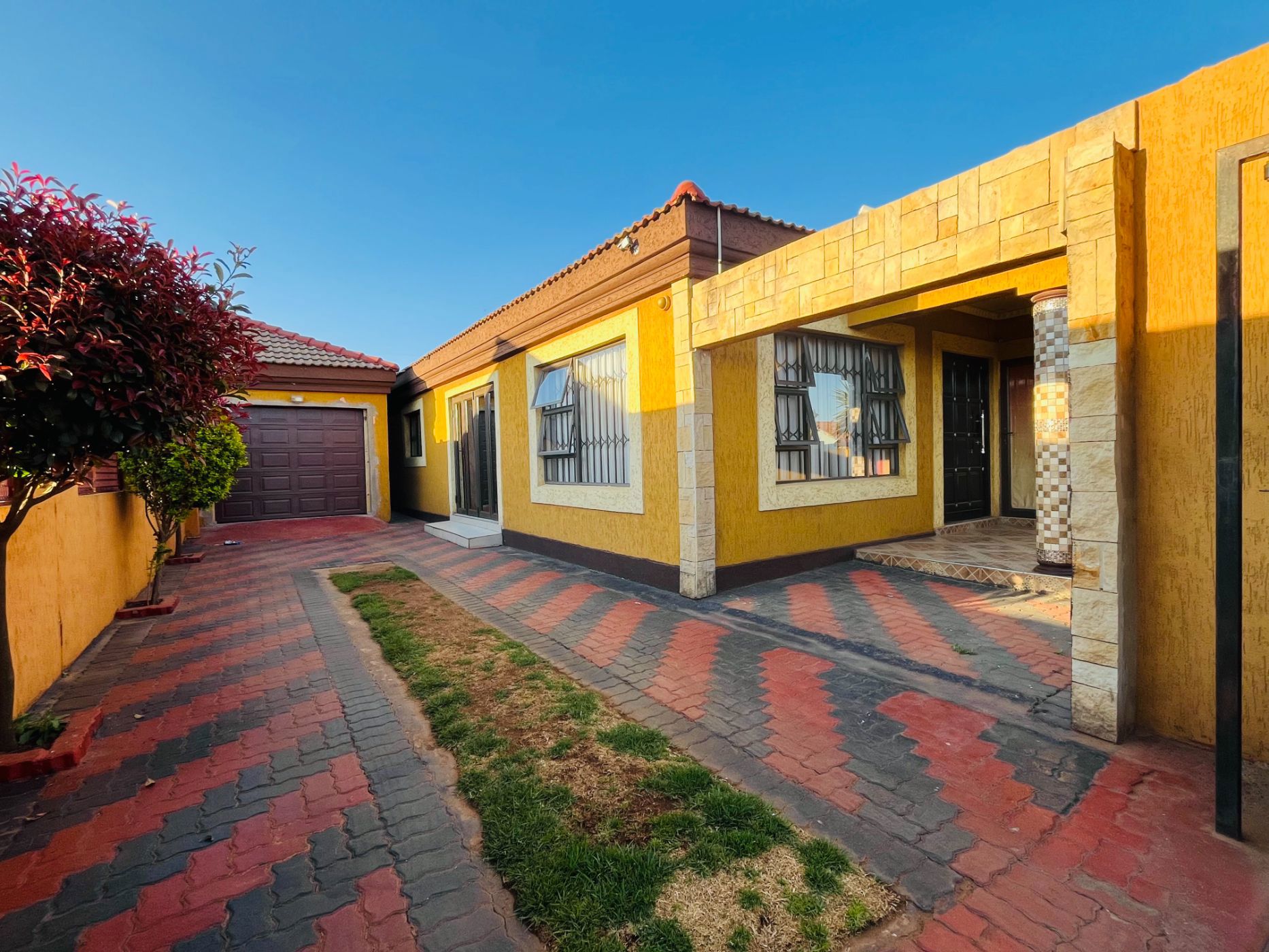 House for sale in Sebokeng Zone 17 - 1VT1672576