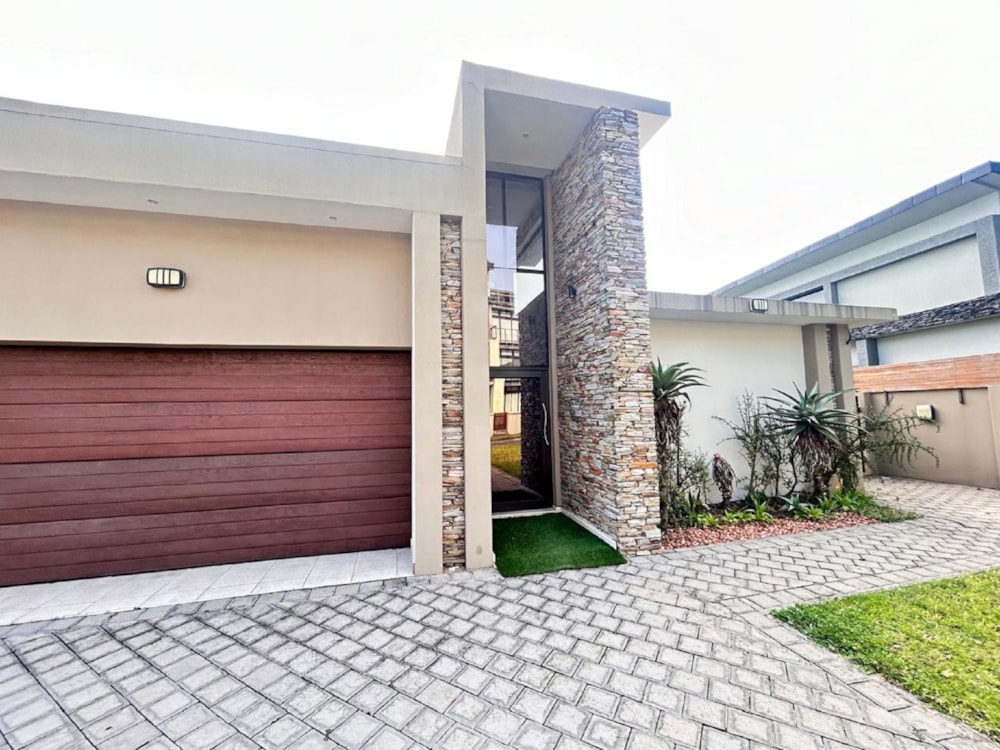 Golf estate house for sale in Meer en See - 1RY1671621 Golf estate house for sale in Meer en See - 1RY1671621