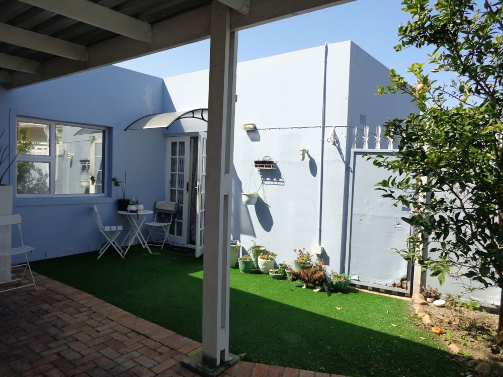 Bachelor apartment let in Longdown Estate - SWL1672808 Bachelor apartment let in Longdown Estate - SWL1672808