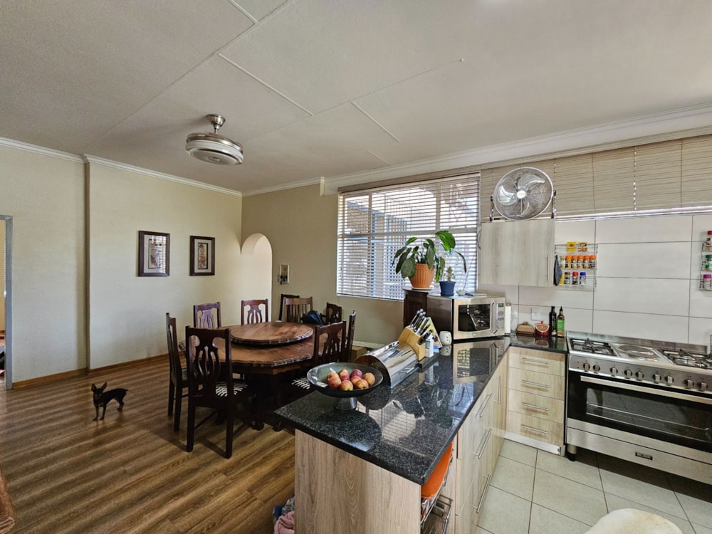 House for sale in Bendor Park - 1PS1675957 House for sale in Bendor Park - 1PS1675957