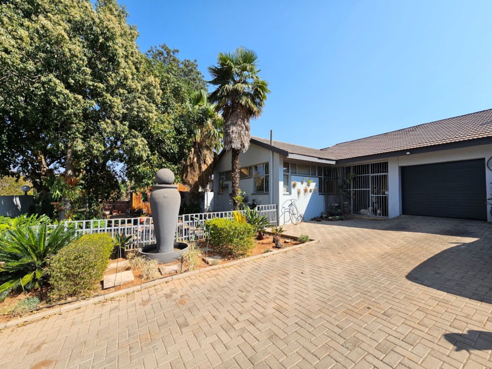 House for sale in Bendor Park - 1PS1675957