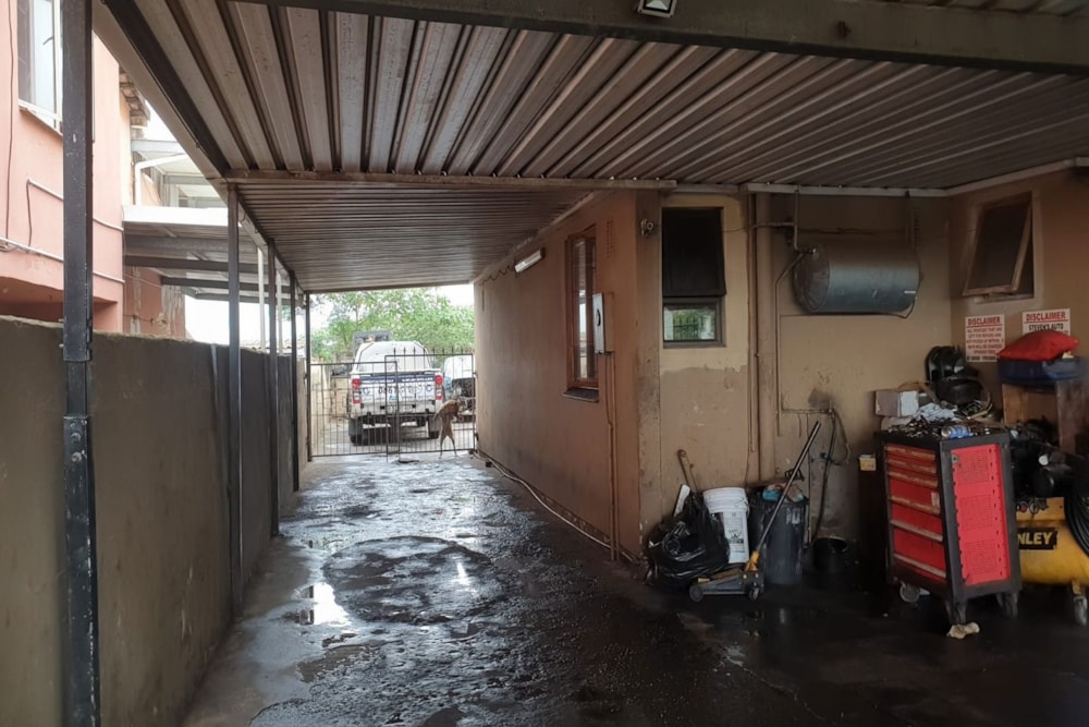 House for sale in Lotus Park - 1WB1661470