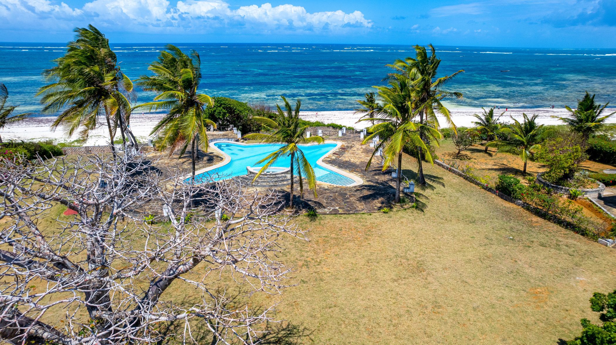 Beachfront villa for sale in Kilifi, Kenya - 3KE1664472