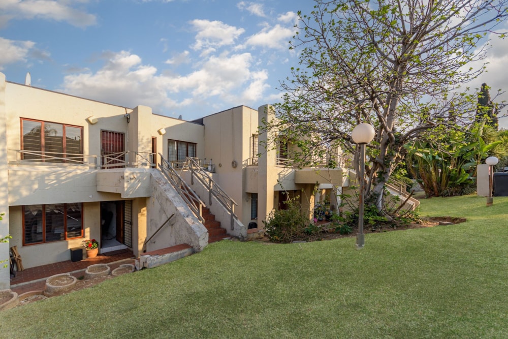 Townhouse for sale in Kew - BED1671600 Townhouse for sale in Kew - BED1671600