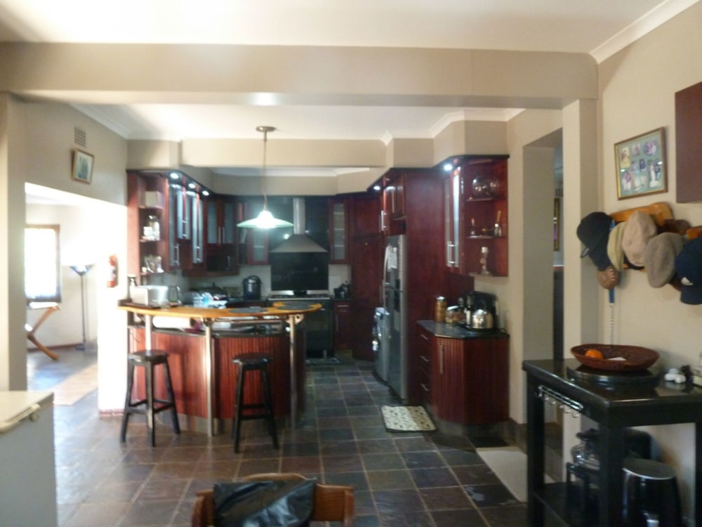 House for sale in Alverstone - 1KF1663426