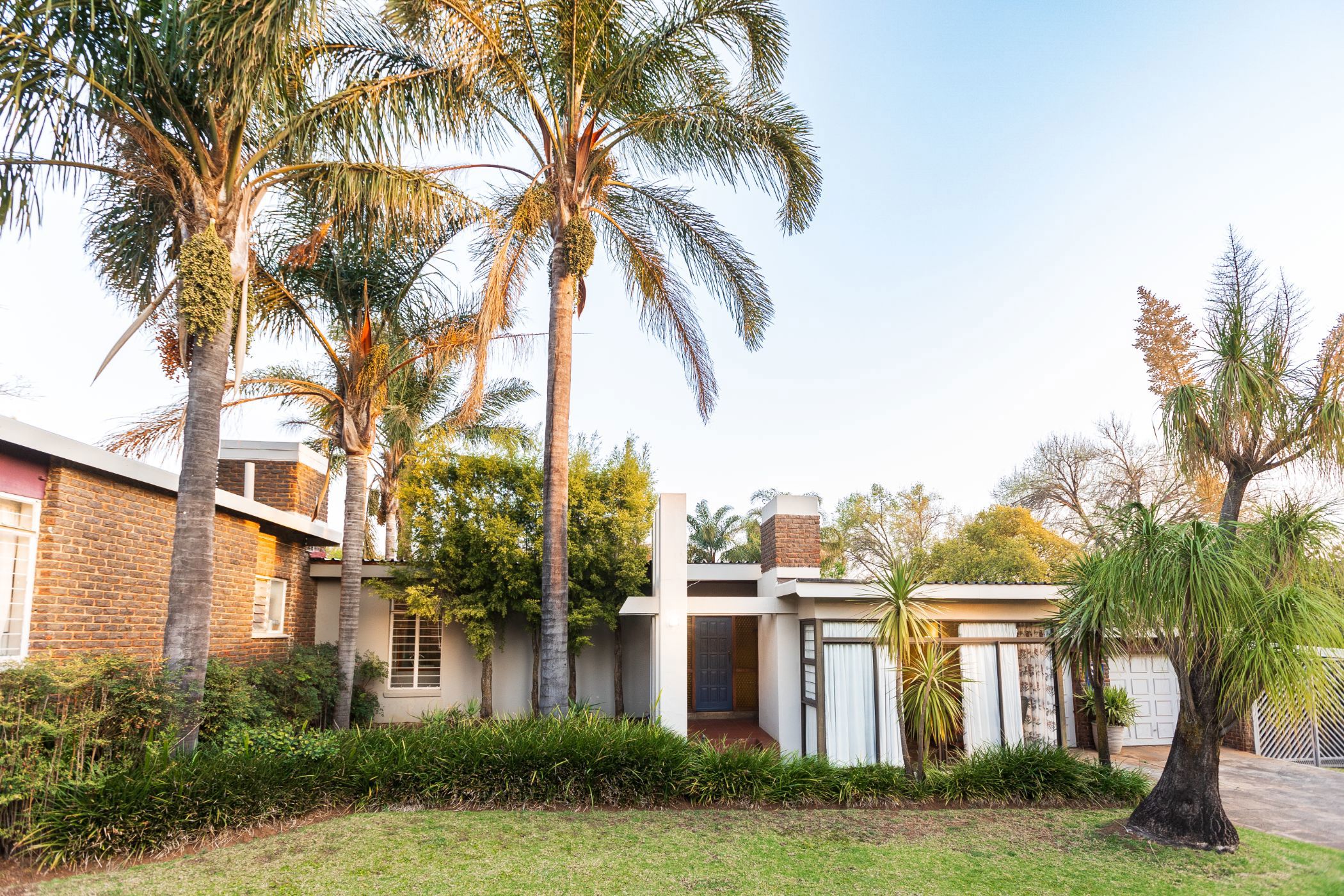 House for sale in Hutten Heights - 1NW1668563