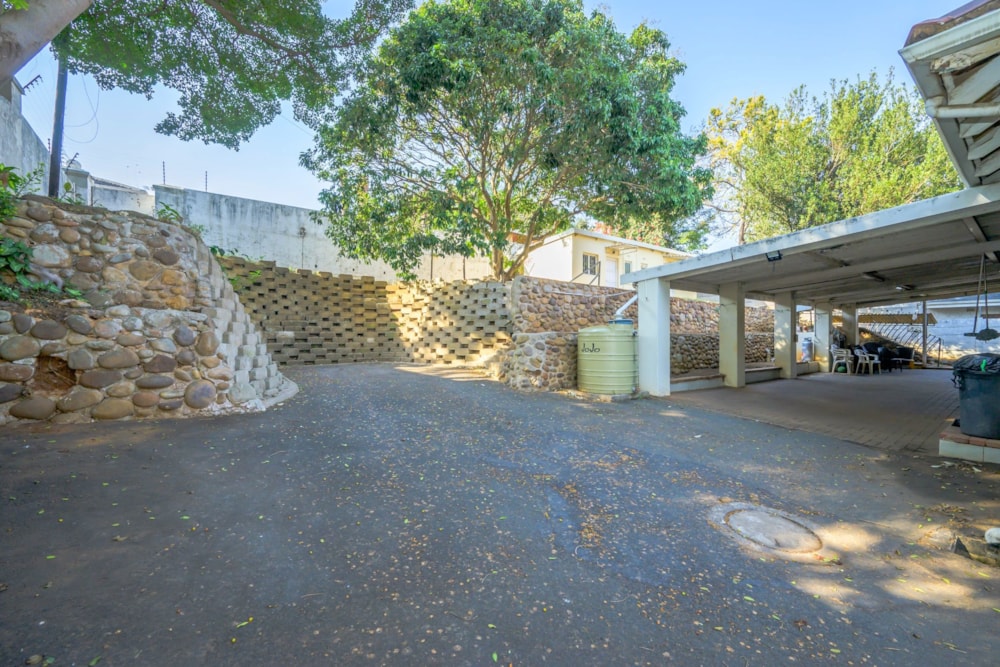 House sold in Durban North - 1ND1670866 House sold in Durban North - 1ND1670866