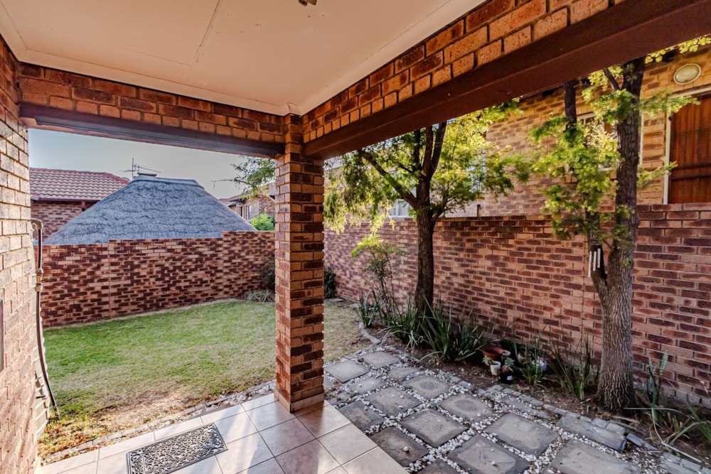 Townhouse for sale in Amberfield, Centurion - CN1672289 Townhouse for sale in Amberfield, Centurion - CN1672289