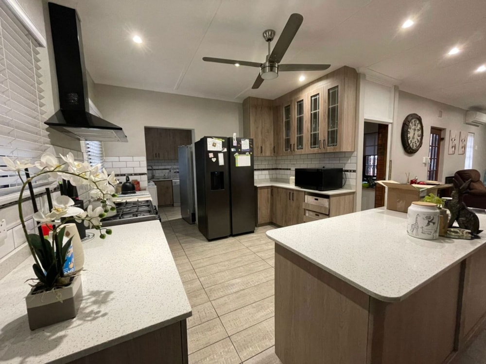 House for sale in Meer en See - 1RY1733388 House for sale in Meer en See - 1RY1733388