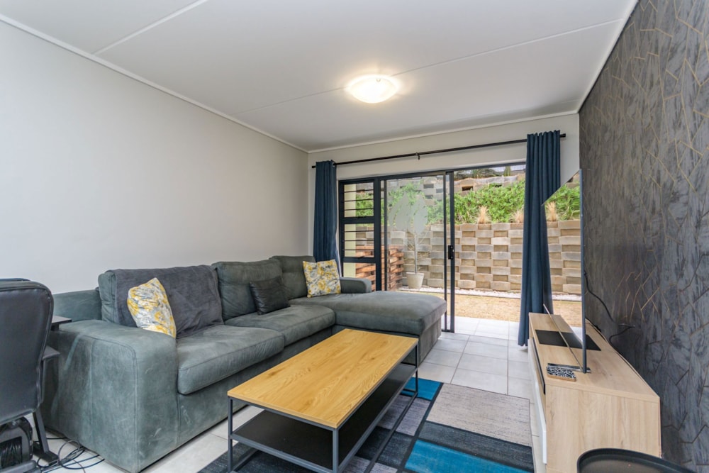 Townhouse for sale in Lilianton - BOK1671847 Townhouse for sale in Lilianton - BOK1671847