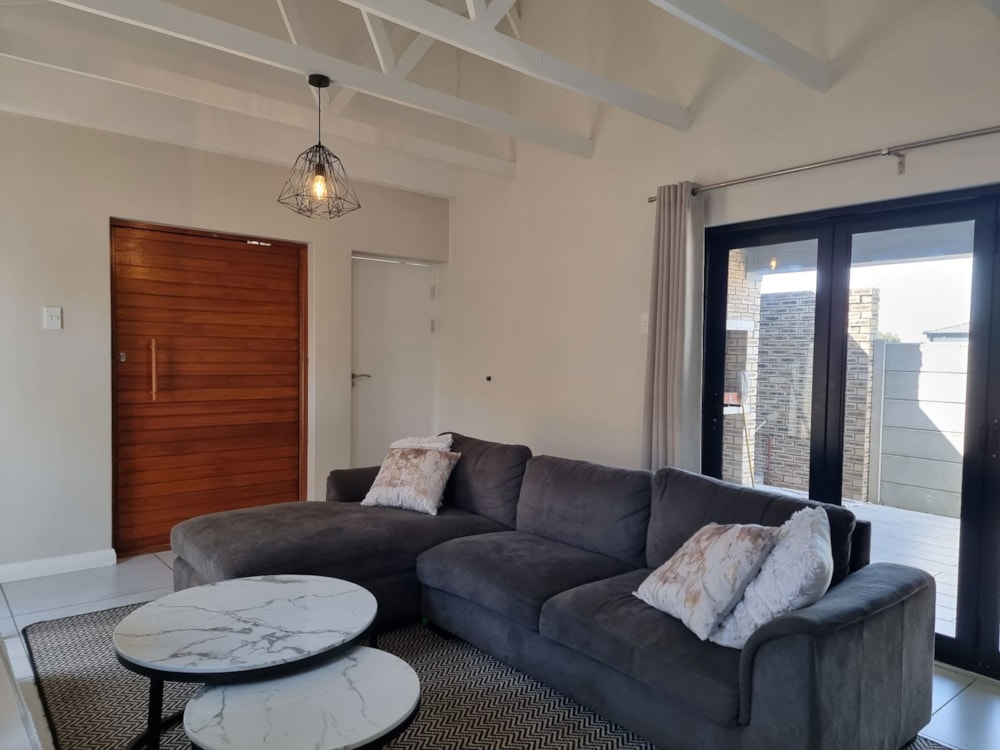 House for sale in Fairview, Port Elizabeth, Gqeberha - 1PLZ1673638