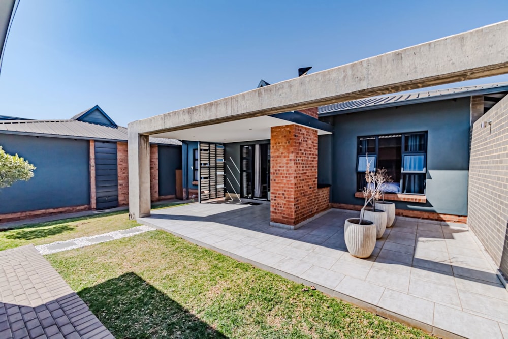 Townhouse sold in Six Fountains - PT1671762 Townhouse sold in Six Fountains - PT1671762