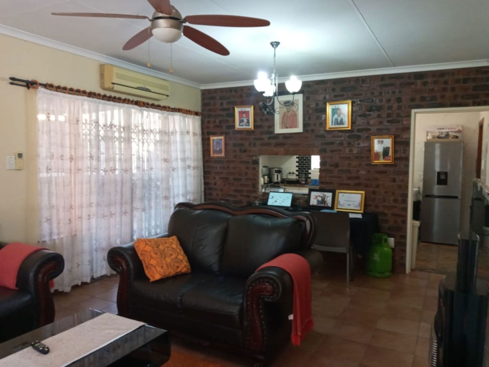 House for sale in Prestbury - 1PM1672087