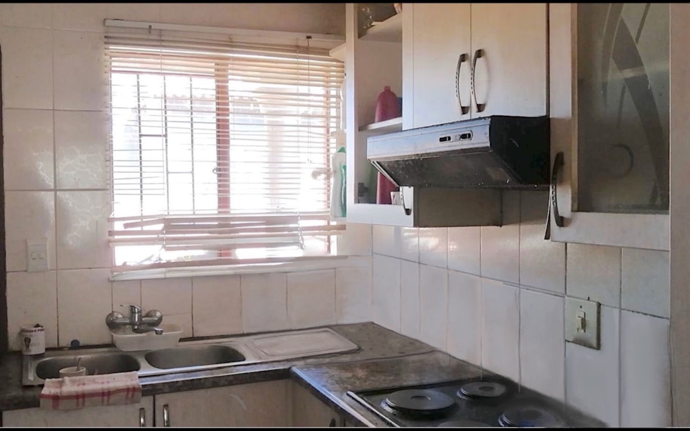 House for sale in Tlhabane West - 1RU1671640