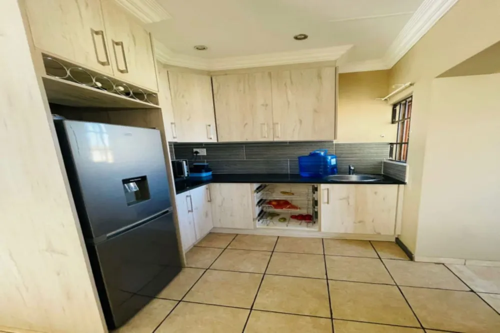 Security complex home for sale in Jackaroo Park - 1WD1671503 Security complex home for sale in Jackaroo Park - 1WD1671503