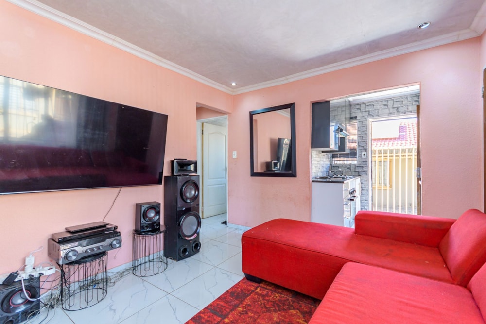 Townhouse for sale in Kew - BED1671555 Townhouse for sale in Kew - BED1671555