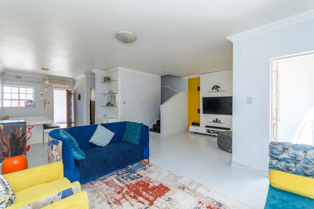 Townhouse for sale in Kew - BED1671569