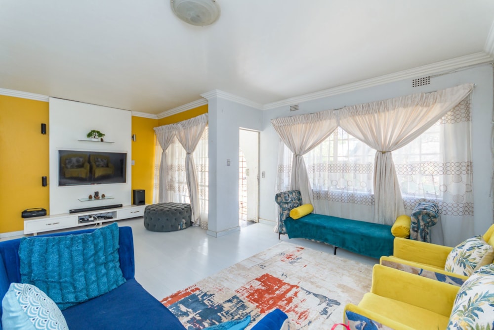 Townhouse for sale in Kew - BED1671569