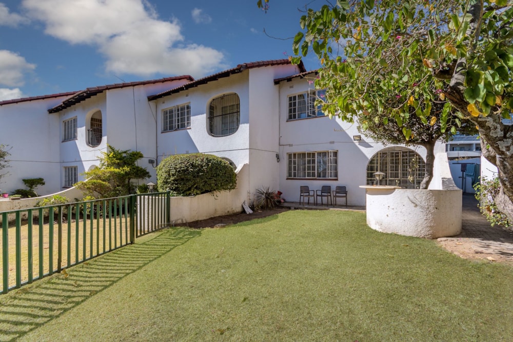 Townhouse for sale in Kew - BED1671569