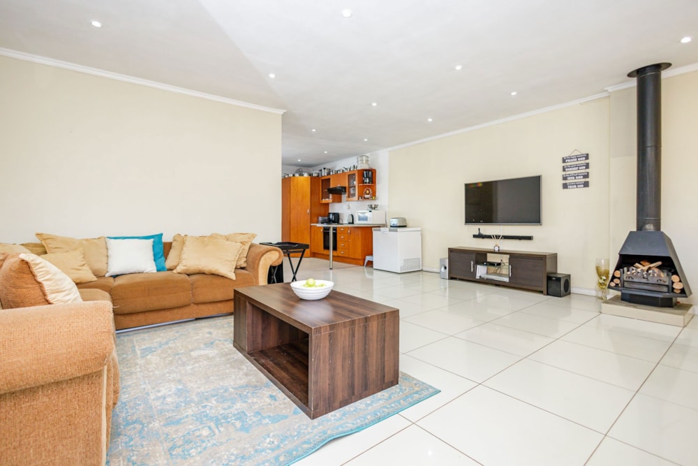 House for sale in Eldorado Park - 1GV1672197 House for sale in Eldorado Park - 1GV1672197