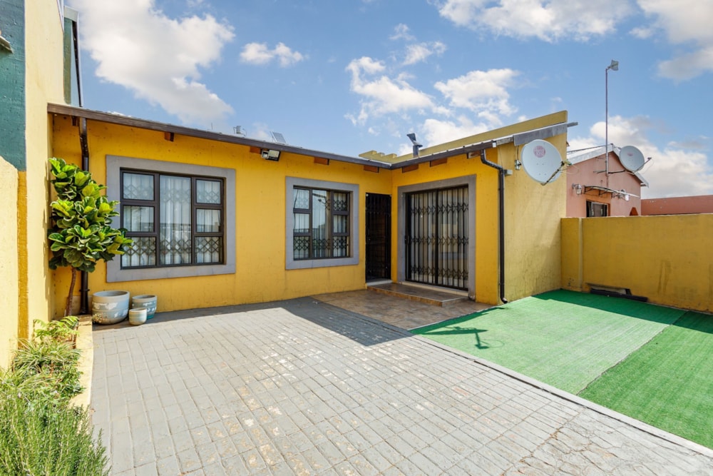 House for sale in Eldorado Park - 1GV1672197 House for sale in Eldorado Park - 1GV1672197