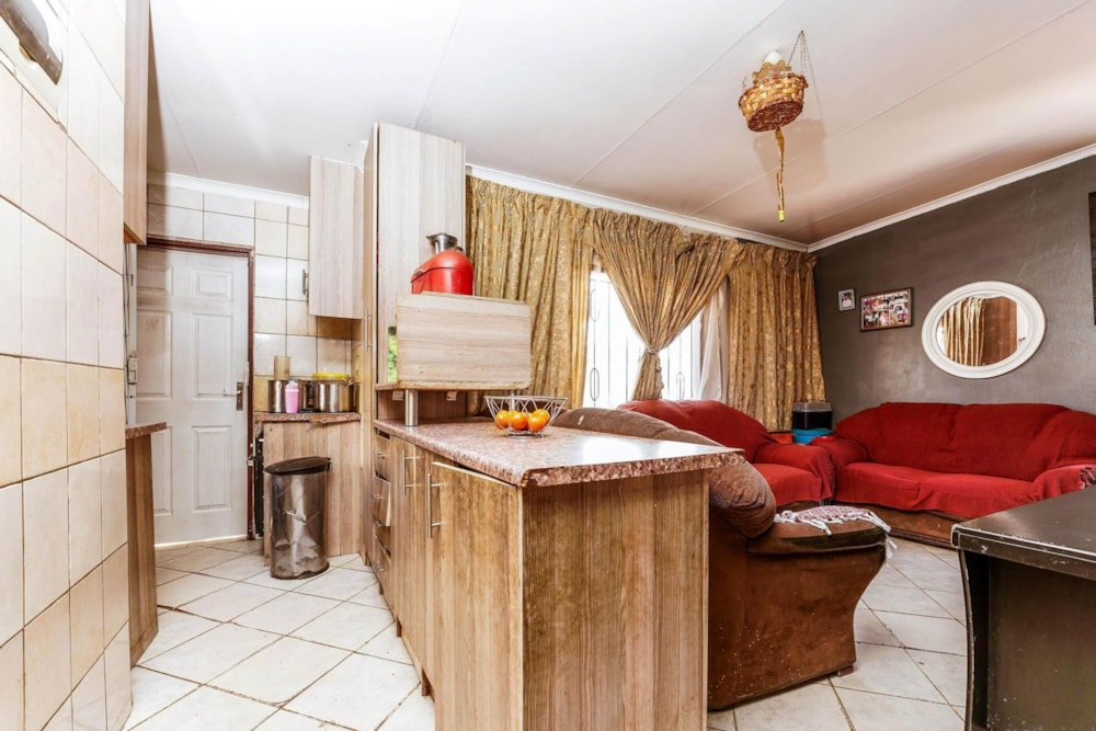 House sold in Cosmo City - RAN1672362 House sold in Cosmo City - RAN1672362