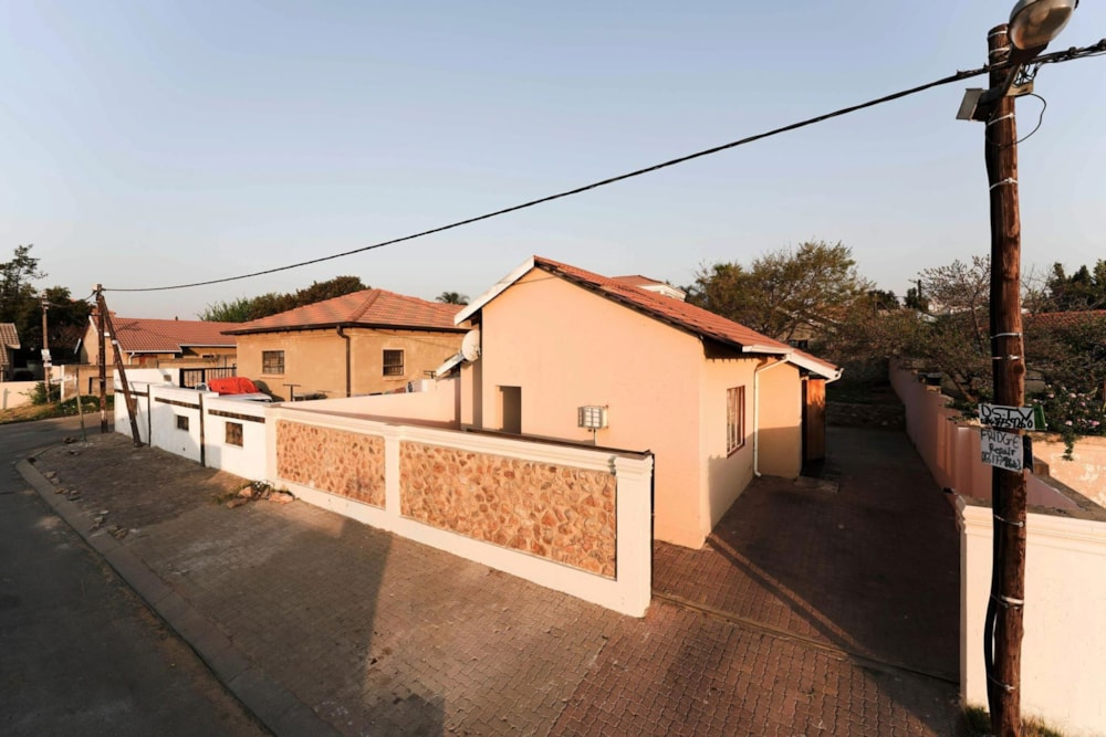 House sold in Cosmo City - RAN1672269 House sold in Cosmo City - RAN1672269