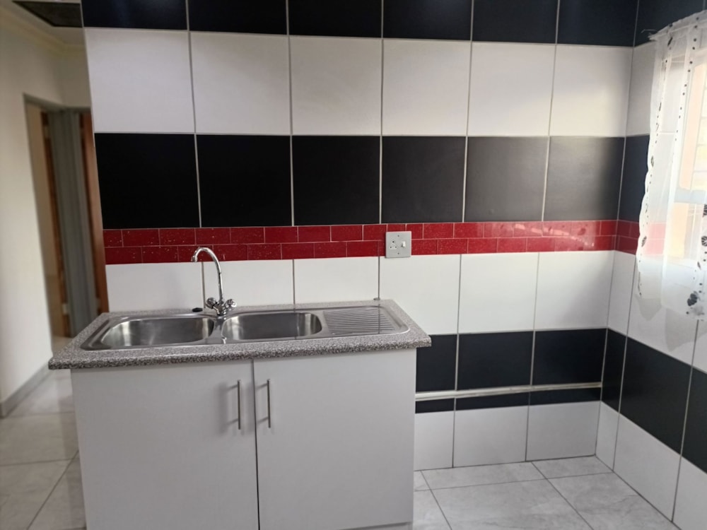 Apartment to rent in Roodepoort - RAL1672226 Apartment to rent in Roodepoort - RAL1672226