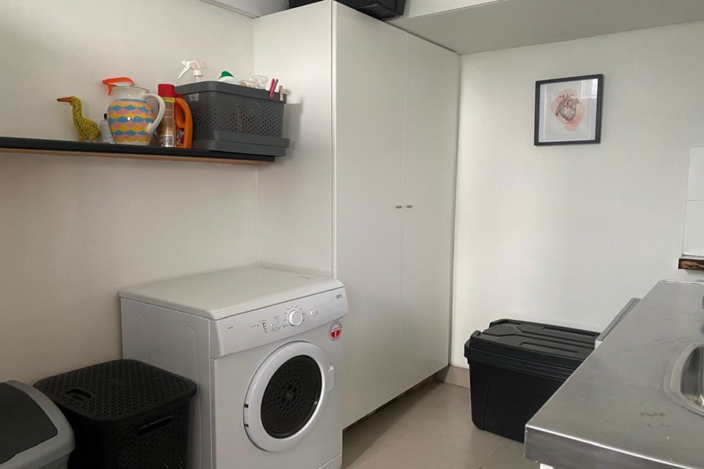 Apartment to rent in Claremont, Cape Town - RBL1748066 Apartment to rent in Claremont, Cape Town - RBL1748066