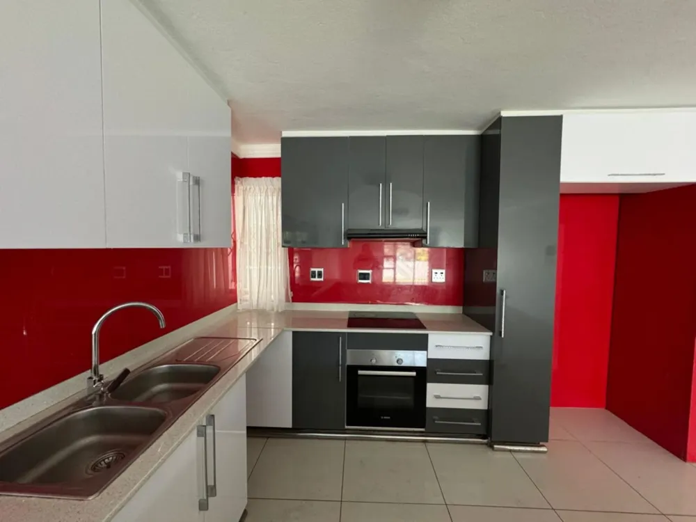 Apartment let in Morningside, Durban - 1DA1739295