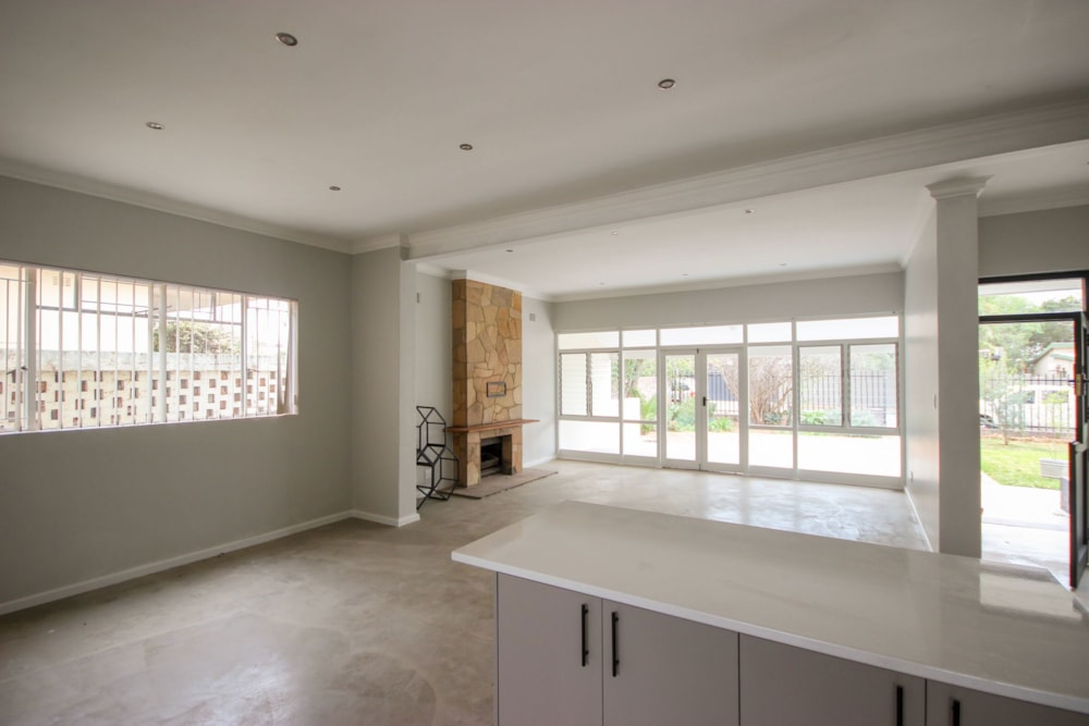 House for sale in Wesbank, Oudtshoorn - 1OU1702635 House for sale in Wesbank, Oudtshoorn - 1OU1702635