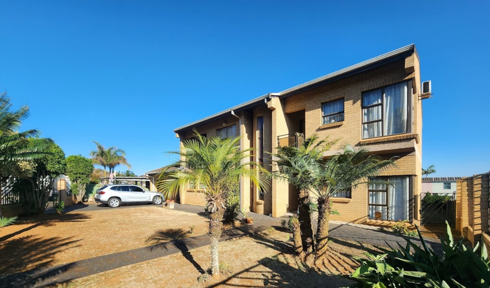 House for sale in Bombay Heights - 1PM1672388