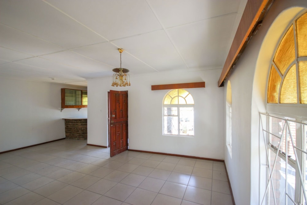 House for sale in Oudtshoorn South - 1OU1672411 House for sale in Oudtshoorn South - 1OU1672411