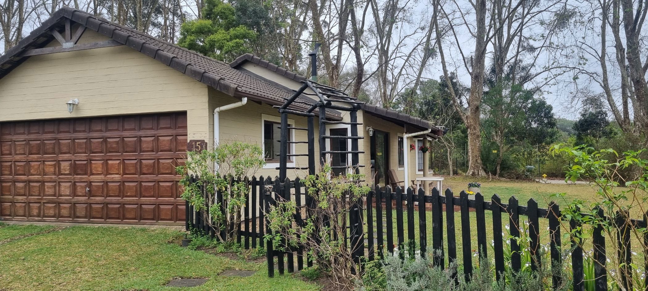 Townhouse let in Waterfall, Upper Highway - 1KF1672624