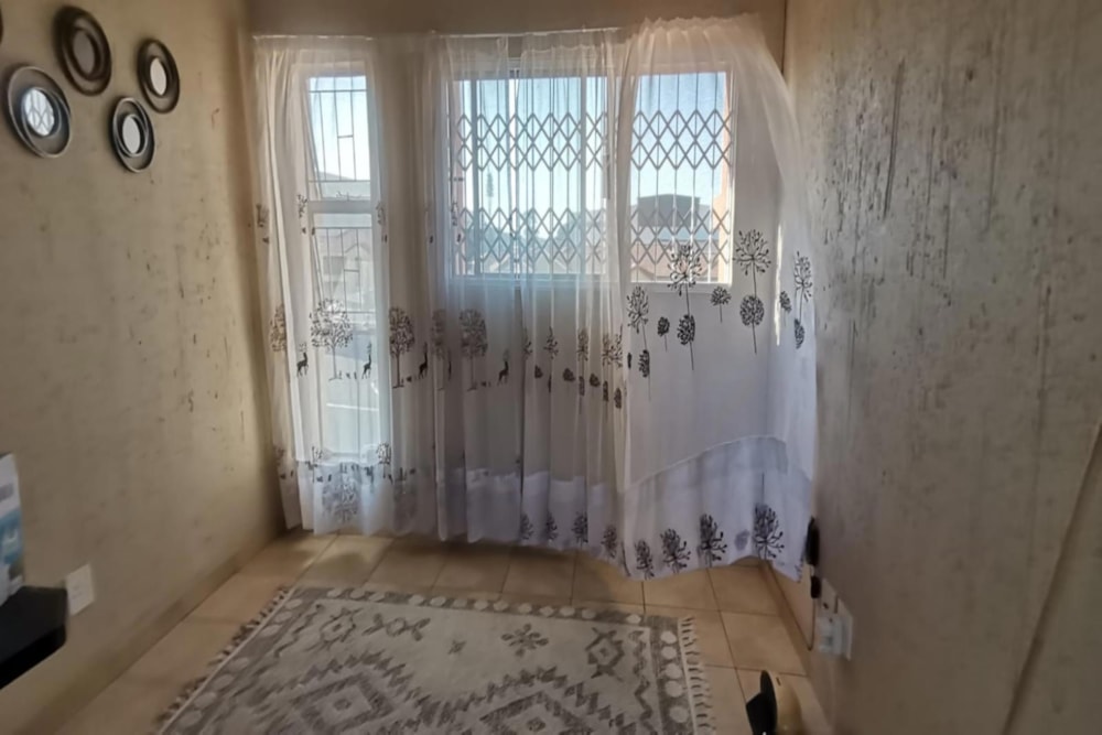 Security complex home sold in Aeroton - 1GV1672705 Security complex home sold in Aeroton - 1GV1672705