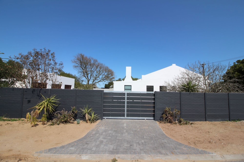 House sold in Velddrif - LA1672947