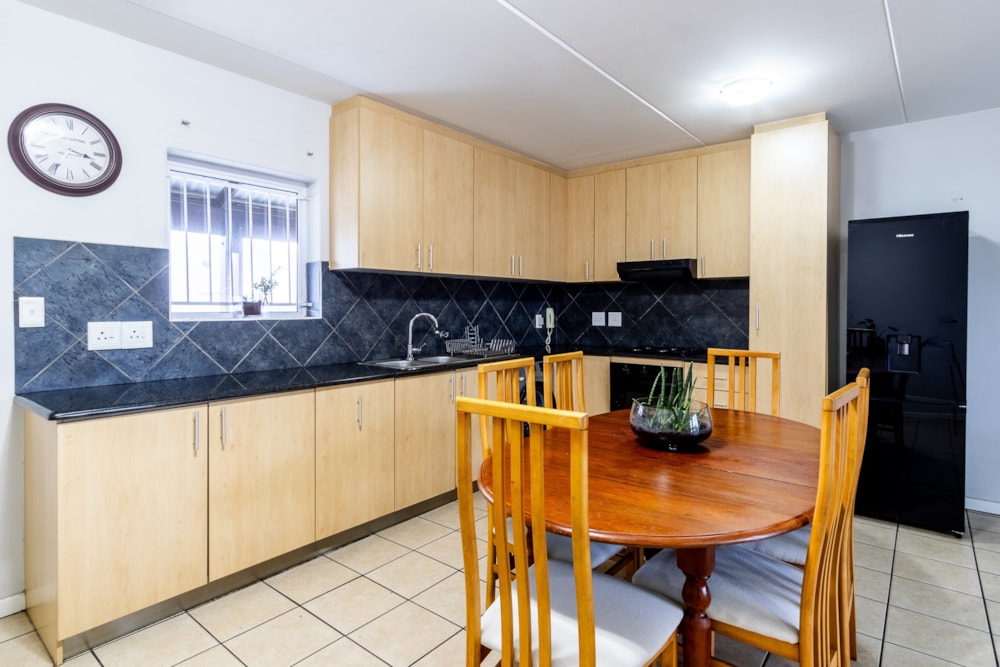 Apartment to rent in Paarl South - TKL1739460 Apartment to rent in Paarl South - TKL1739460
