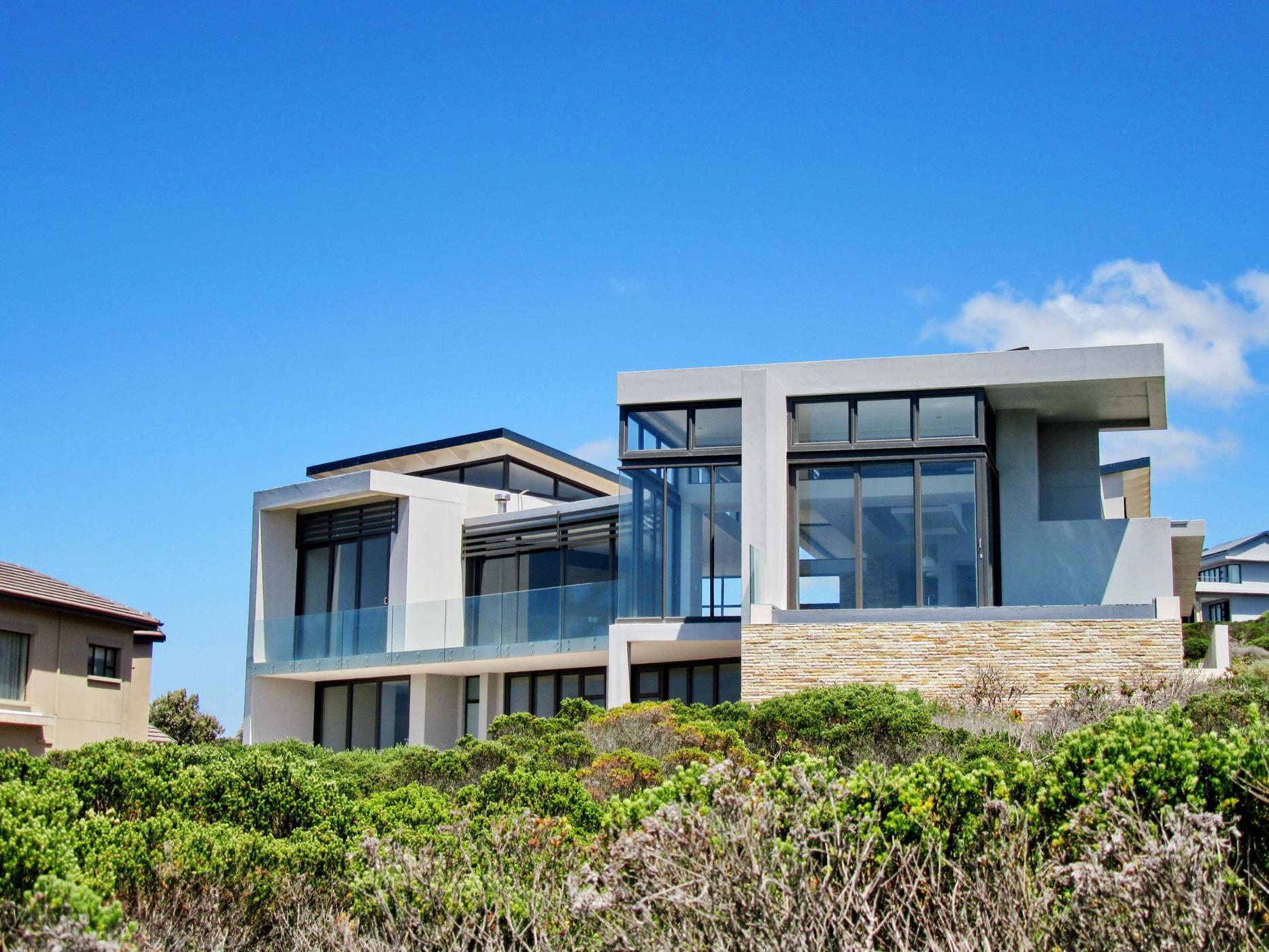 House to rent in Pinnacle Point Golf Estate - 1MB1675128