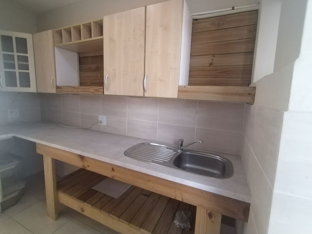 Bachelor apartment let in Central, Port Elizabeth, Gqeberha - 1PLZ1673261 Bachelor apartment let in Central, Port Elizabeth, Gqeberha - 1PLZ1673261