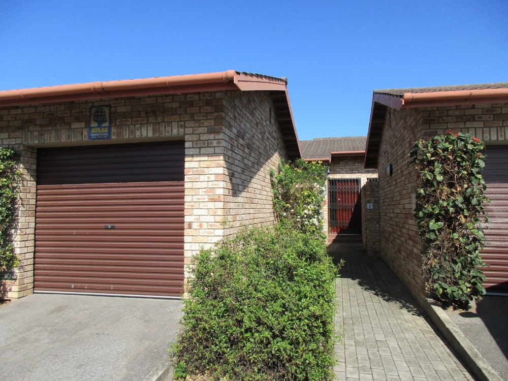 Townhouse sold in Lorraine - 1PLZ1677041 Townhouse sold in Lorraine - 1PLZ1677041