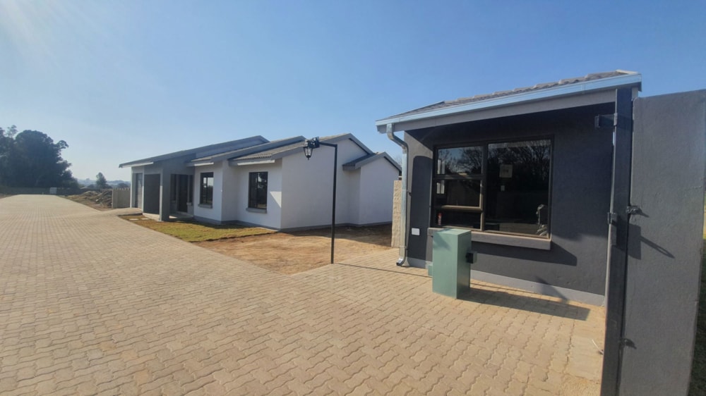 Townhouse for sale in Riversdale, Meyerton - 1VT1673624 Townhouse for sale in Riversdale, Meyerton - 1VT1673624