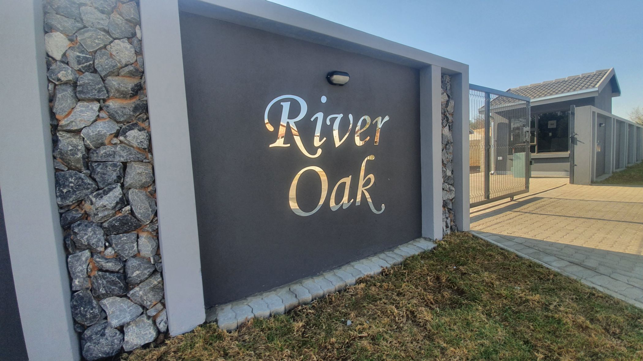 Townhouse for sale in Riversdale, Meyerton - 1VT1673624