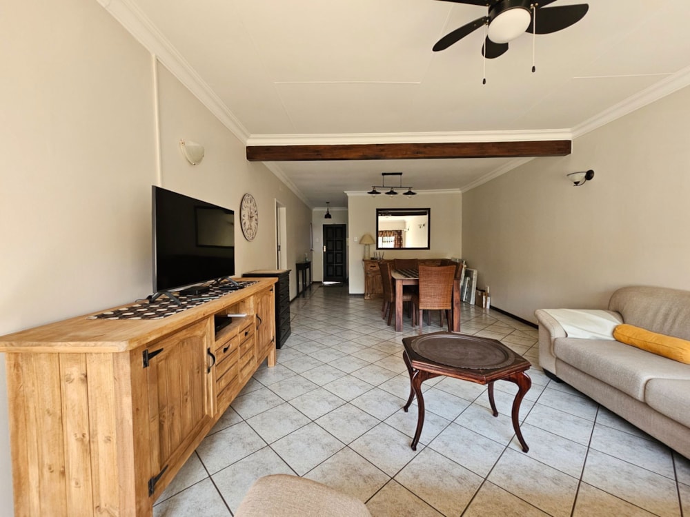 Townhouse sold in Three Rivers Proper - 1VT1673445 Townhouse sold in Three Rivers Proper - 1VT1673445