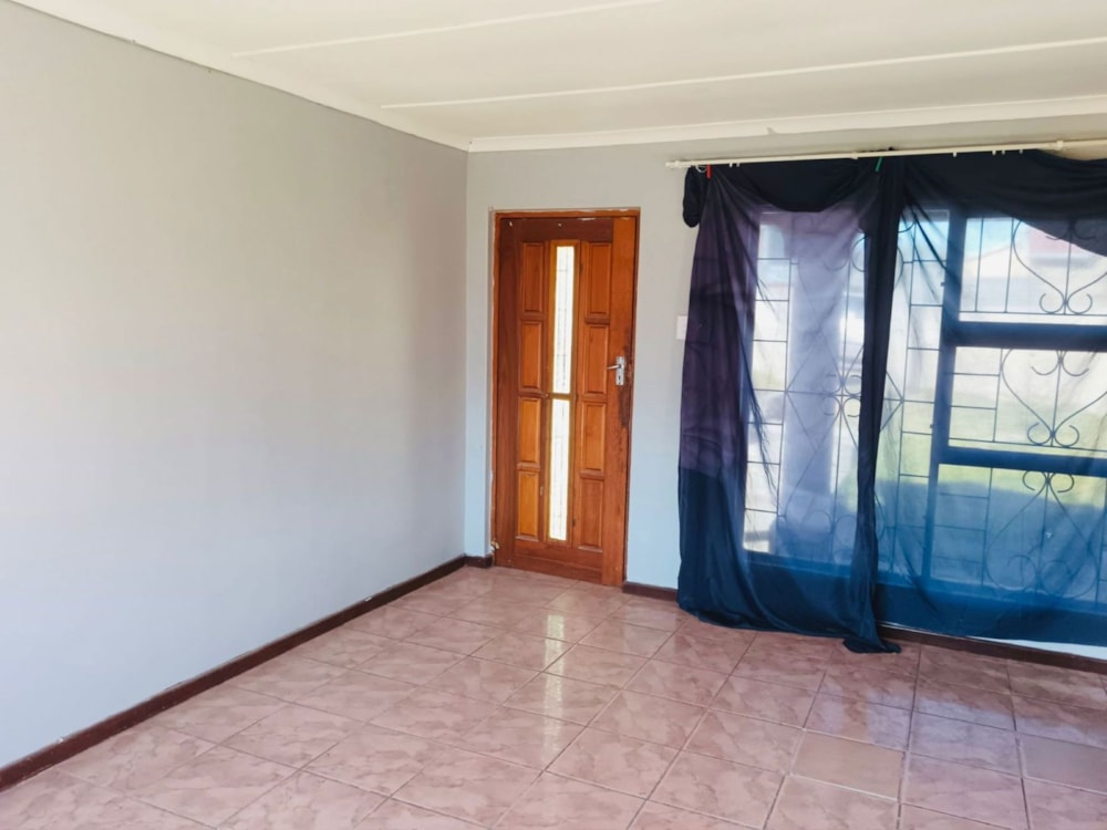 House for sale in King Williams Town (Qonce) - 1MH1673935 House for sale in King Williams Town (Qonce) - 1MH1673935