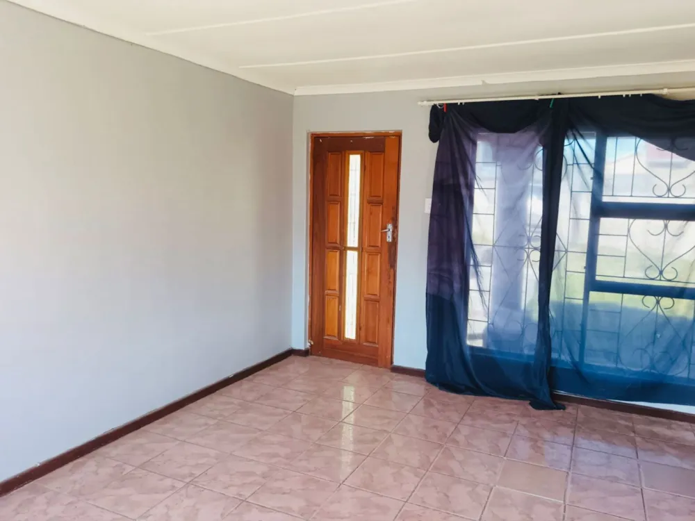 House for sale in King Williams Town (Qonce) - 1MH1673935 House for sale in King Williams Town (Qonce) - 1MH1673935